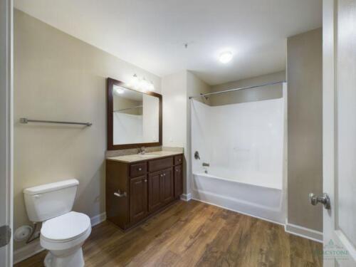 One-Bedroom-Apartments-in-Fayetteville-North Carolina-Apartment-Bathroom-Interior