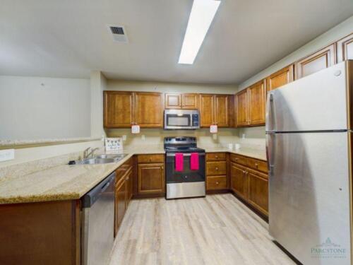 Two-Bedroom-Apartments-in-Fayetteville-North Carolina-Kitchen-with-Breakfast-Bar