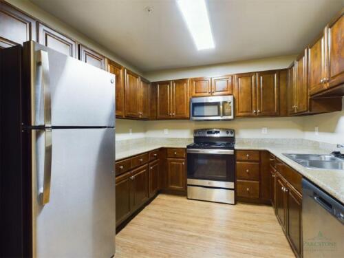 Three-Bedroom-Apartments-in-Fayetteville-North Carolina-Apartment-Kitchen-with-Stainless-Steel-Appliances