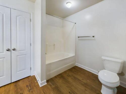 Two-Bedroom-Apartments-in-Fayetteville-North Carolina-Bathroom-Interior